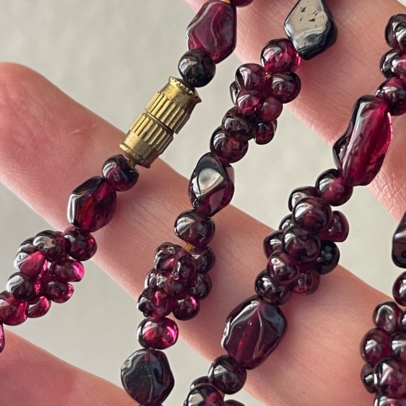 Antique natural garnet bead necklace - Picture 5 of 9